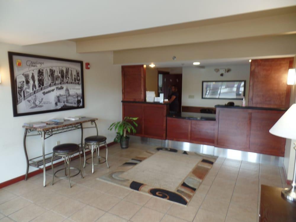 Super 8 By Wyndham Beaver Falls Экстерьер фото