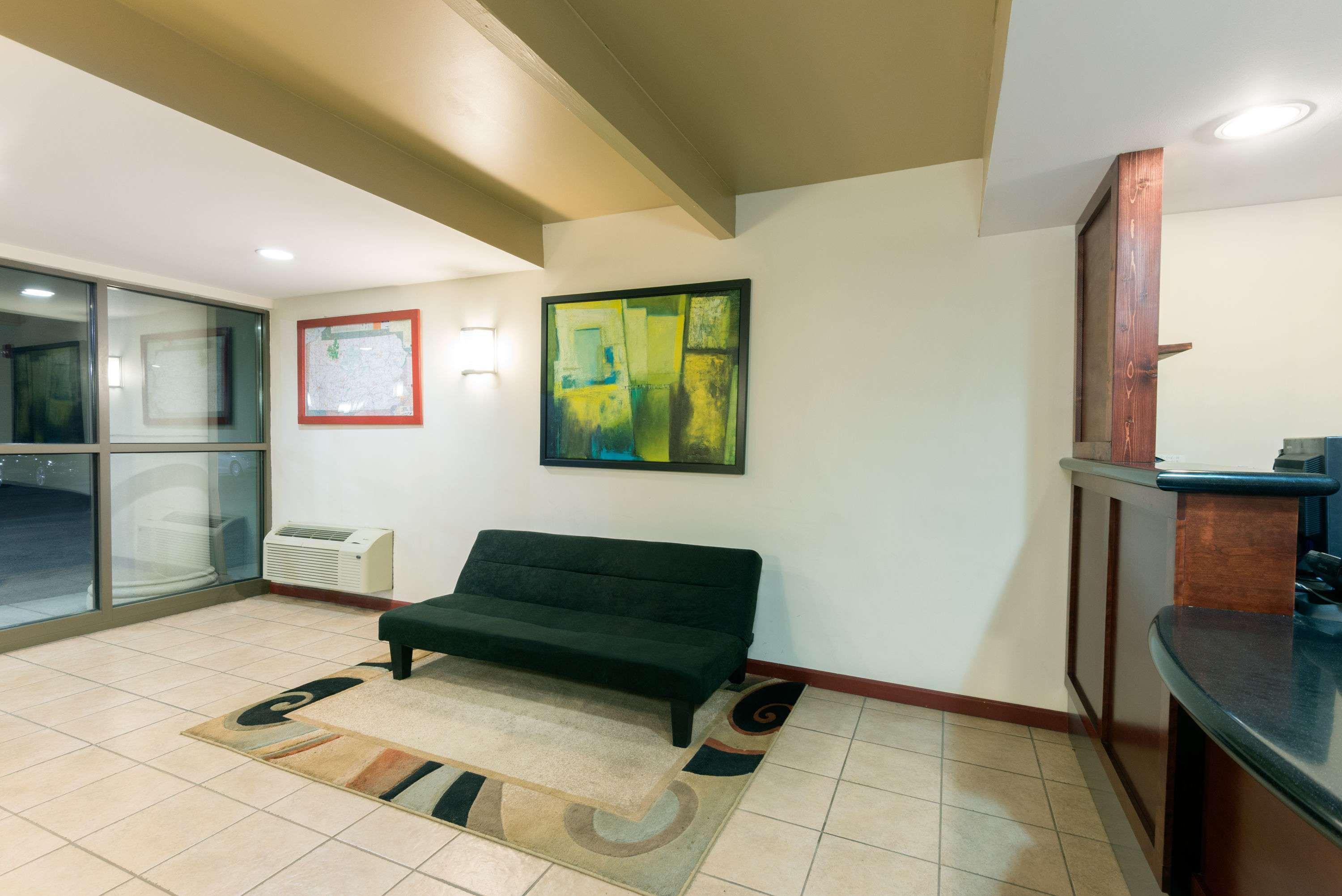 Super 8 By Wyndham Beaver Falls Экстерьер фото